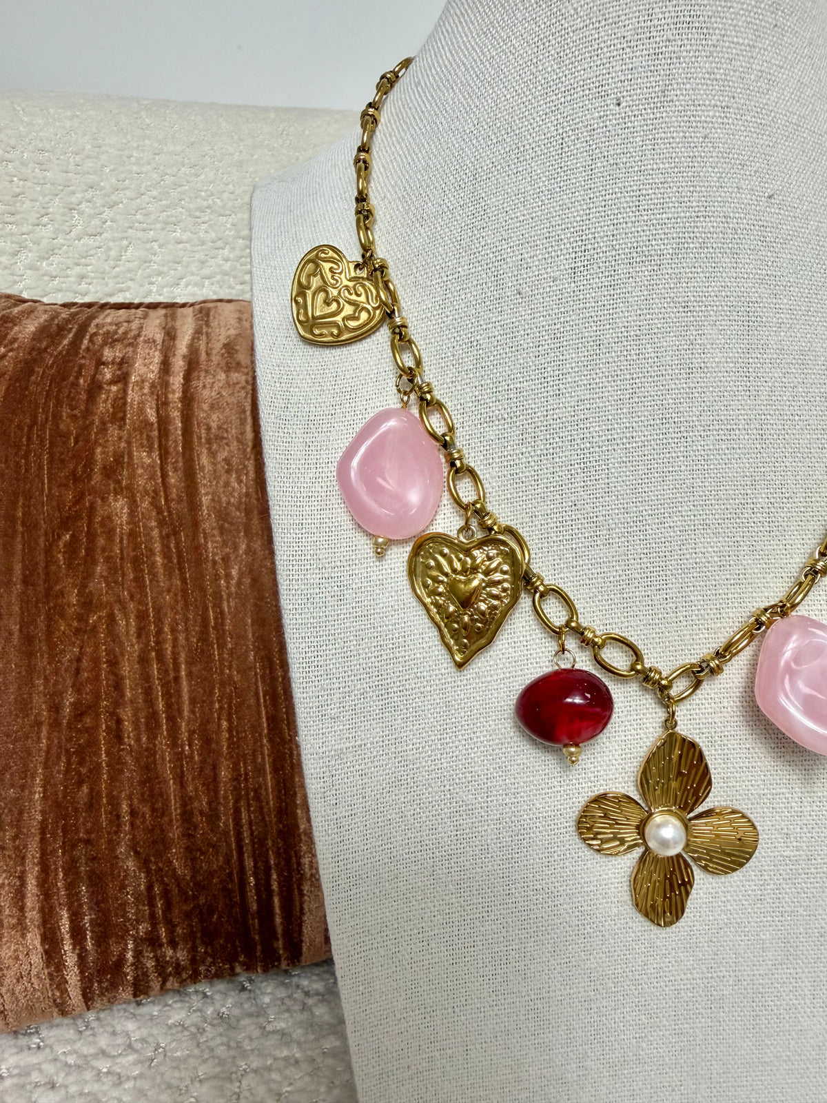 Collier Fleur perle Rose & Bordeaux