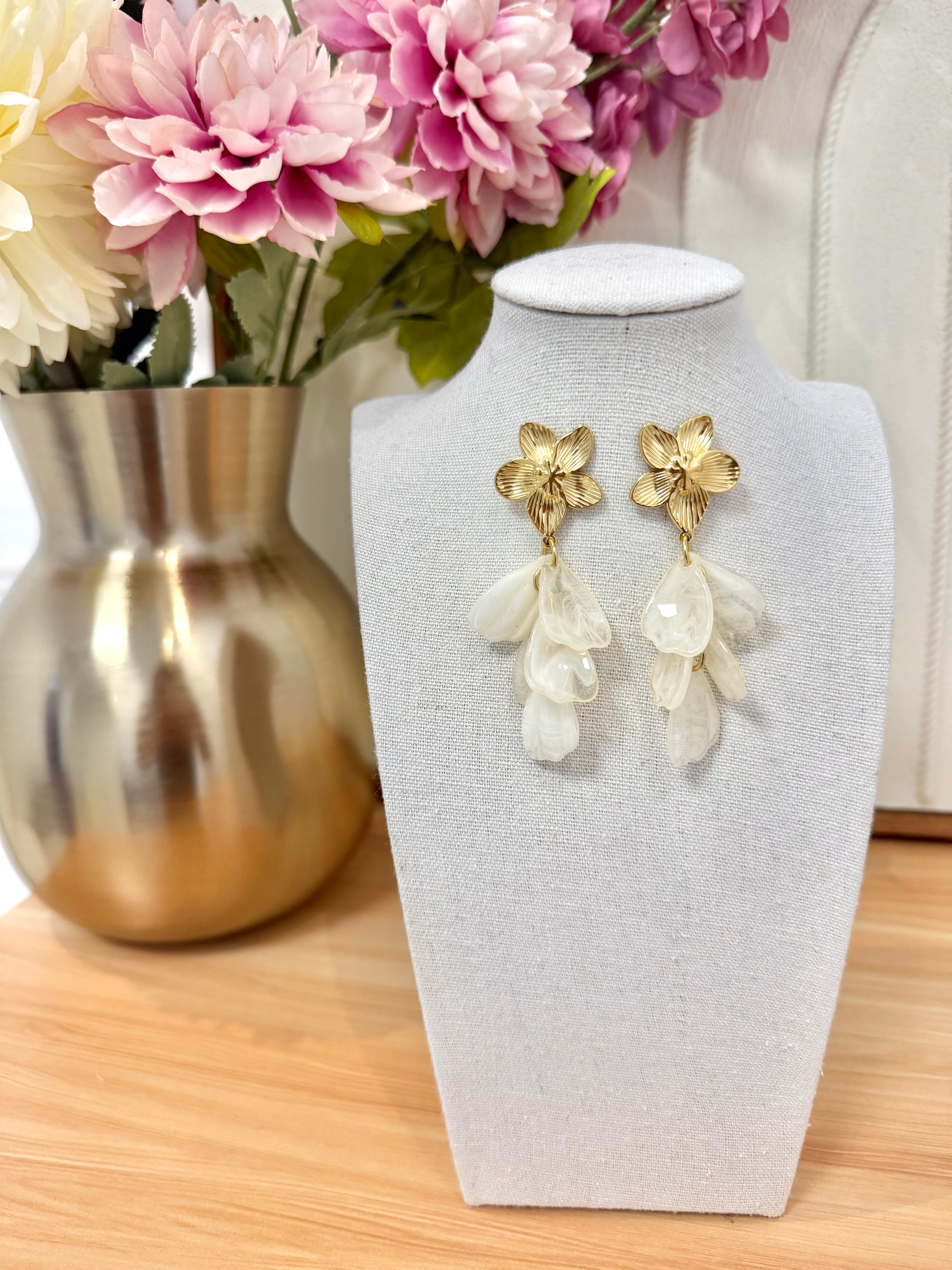 Boucles d’oreilles Pétales Blanche