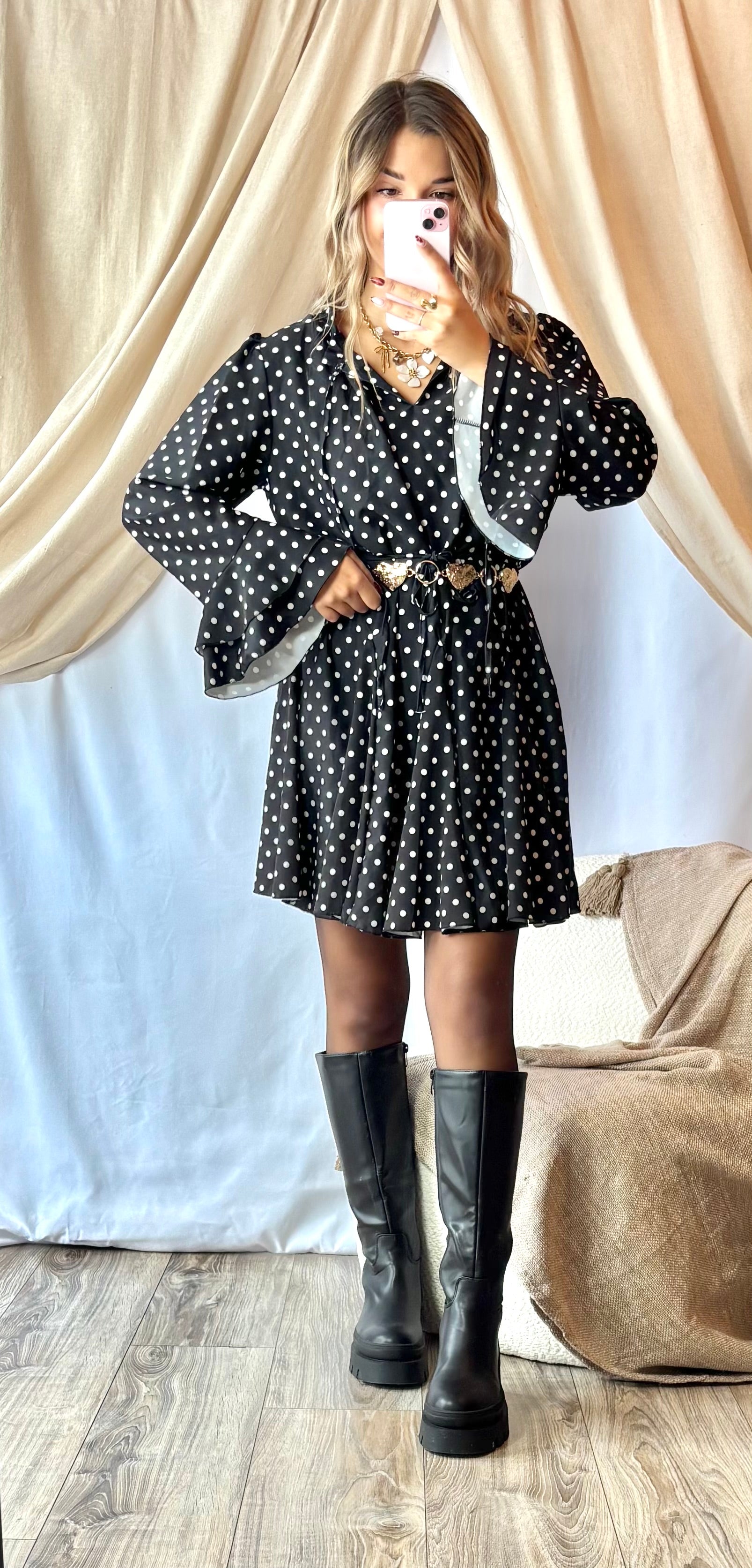 Robe à Pois Noir