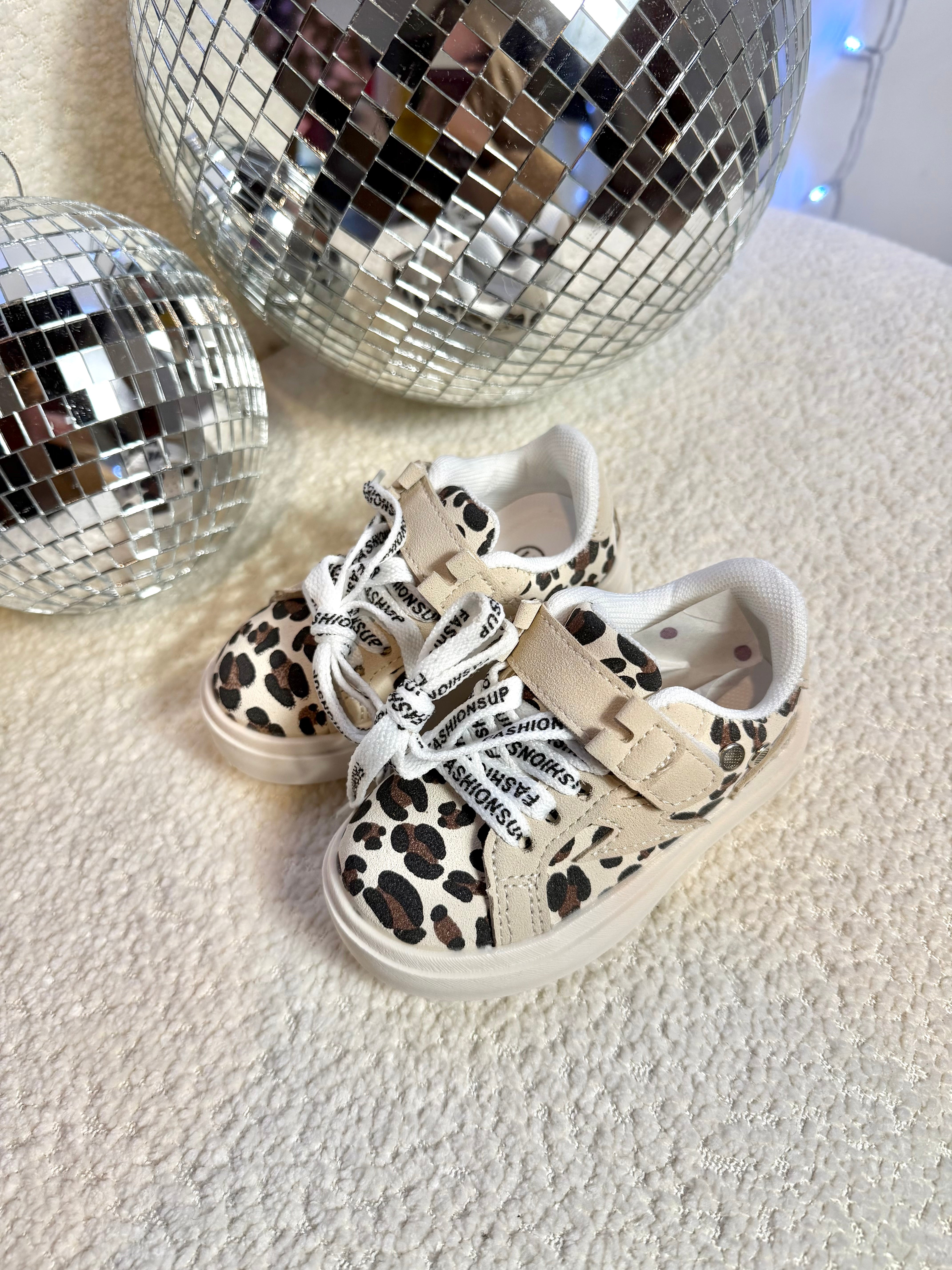 Basket Leopard avec Scratch Enfant