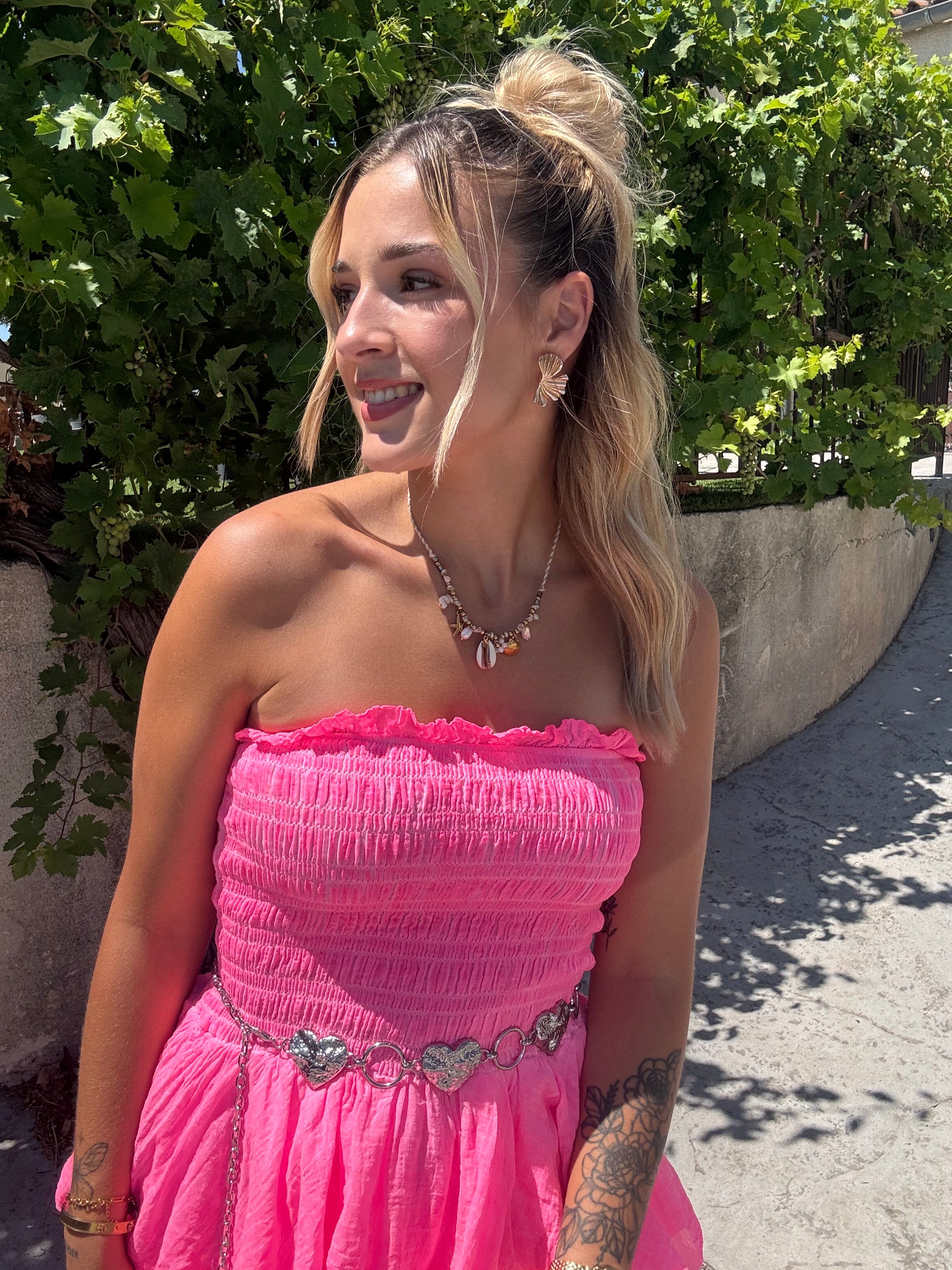 Robe Courte Volant Rose