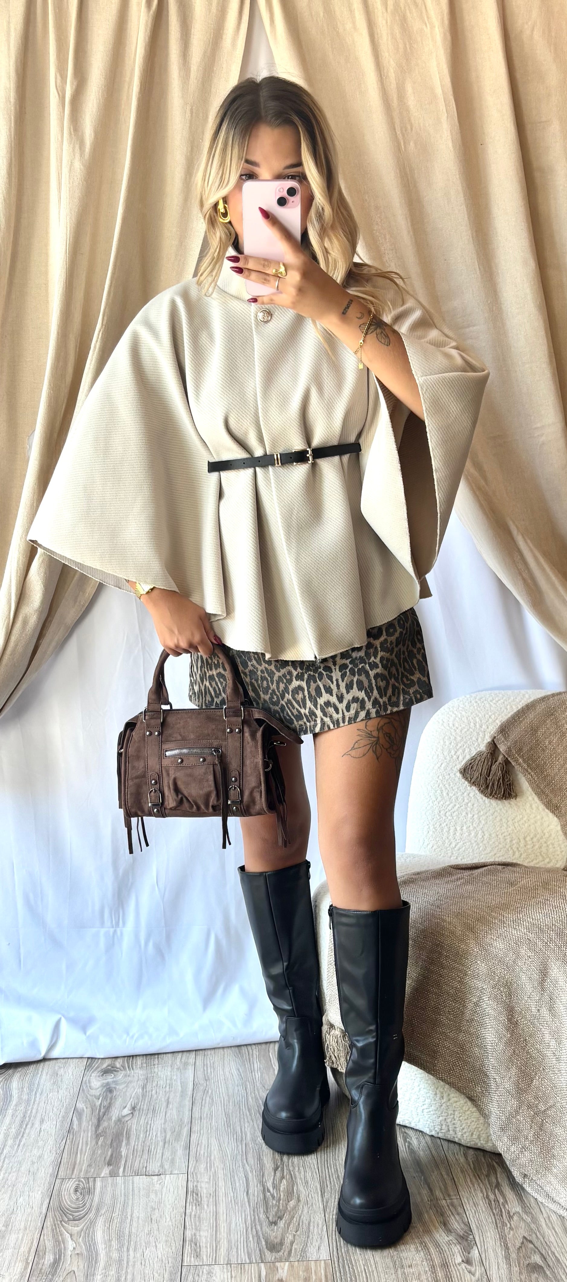 Veste Cape Crème  (avec ceinture)