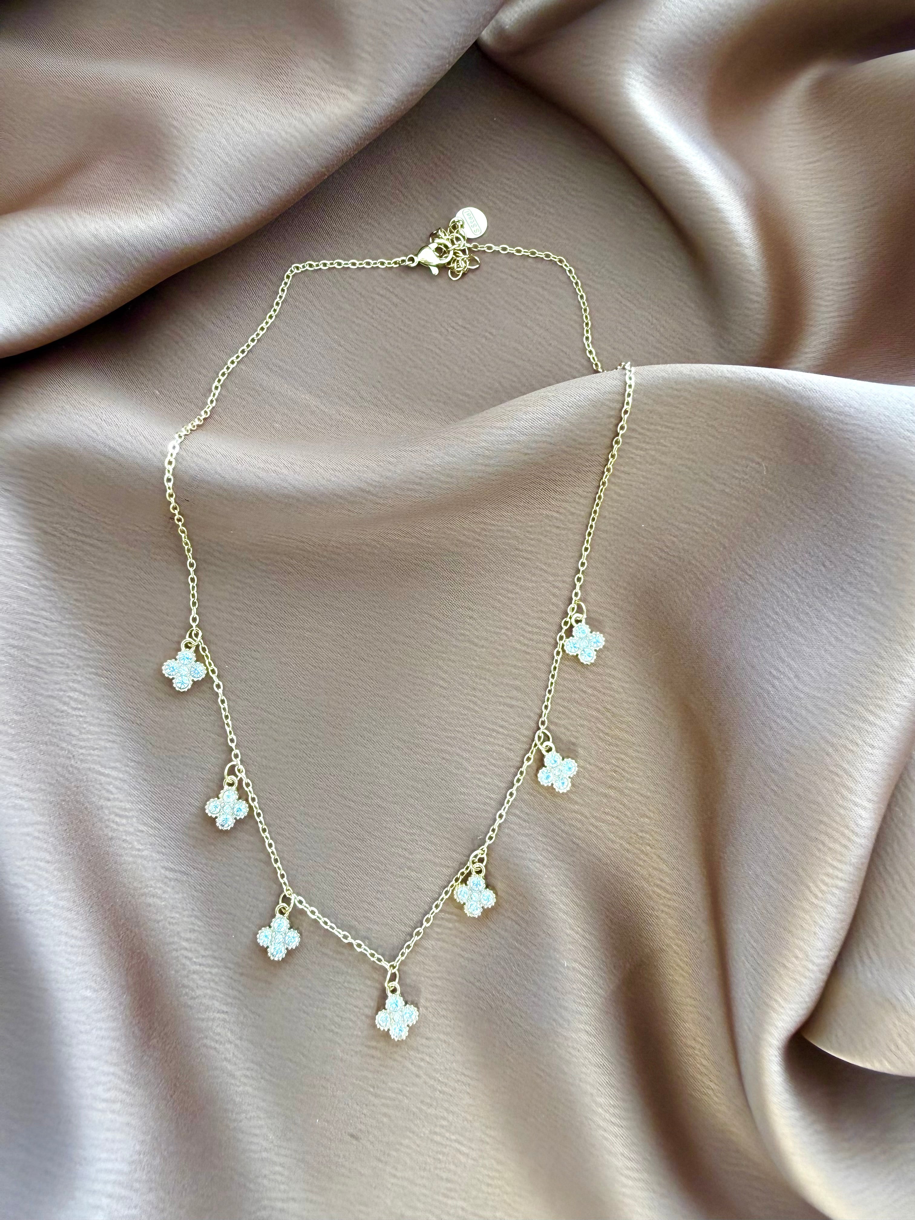 Collier Fleurs en Cristaux