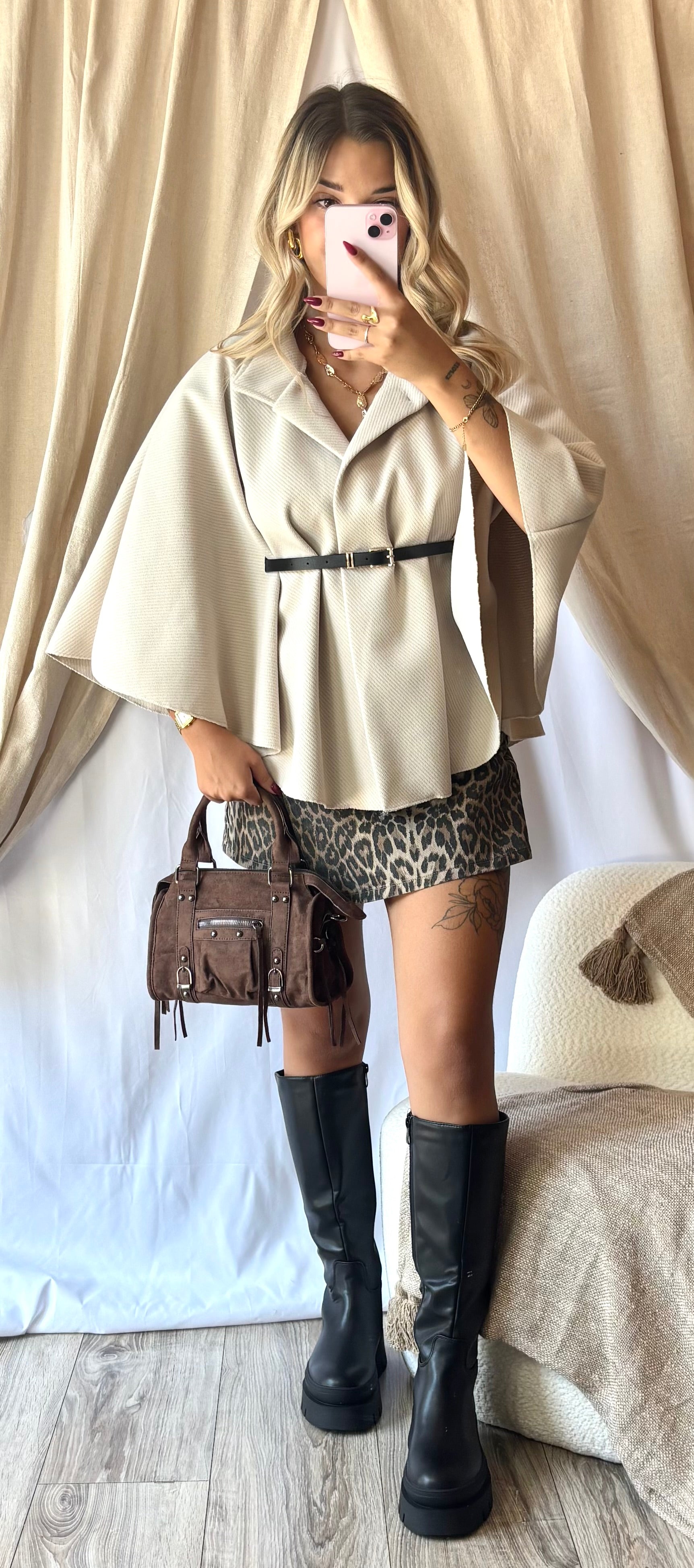 Veste Cape Crème  (avec ceinture)