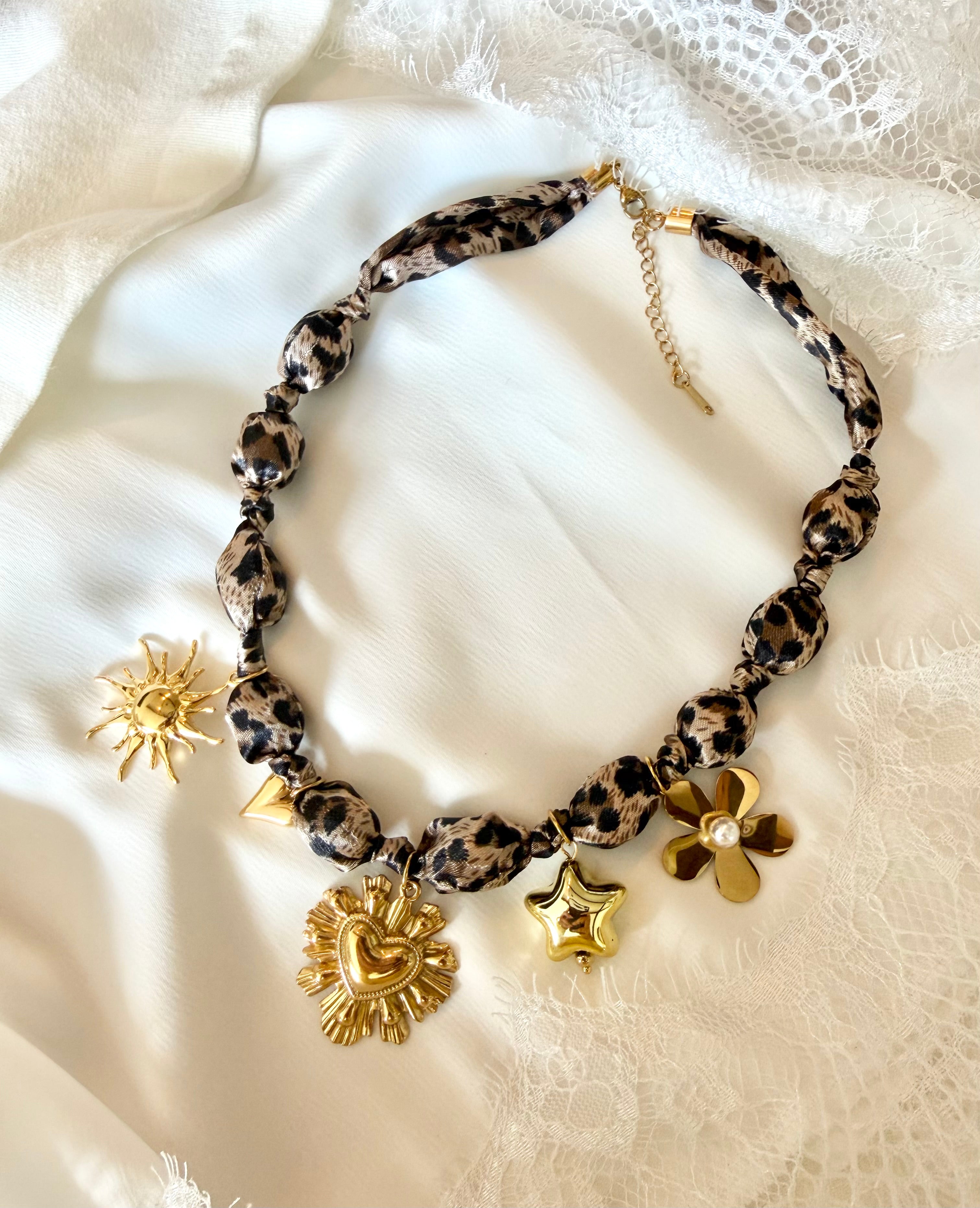 Collier Léopard & Breloques