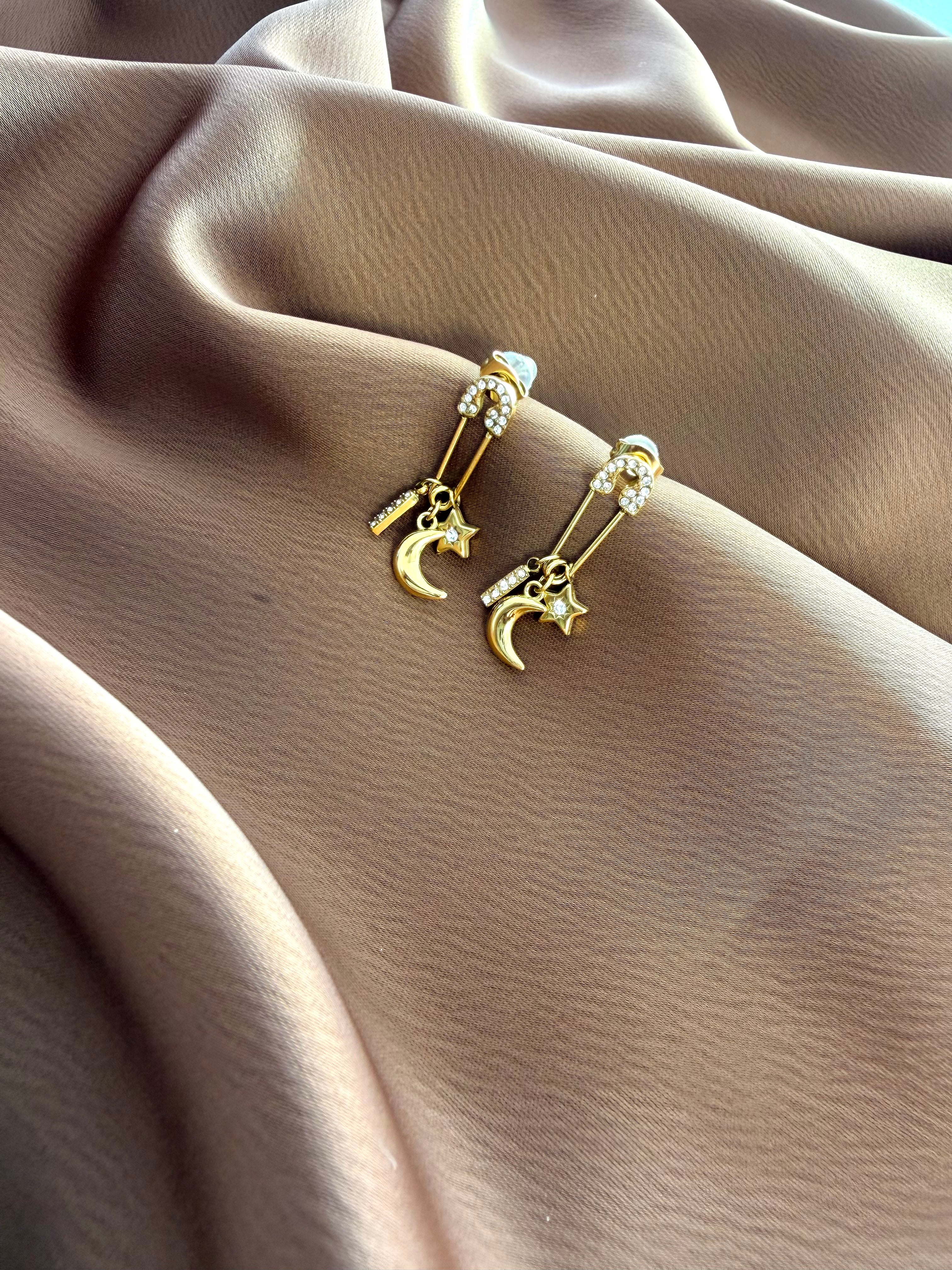 Boucle d’oreille Épingle à nourrice & Lune