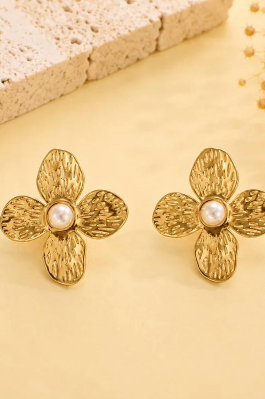 Boucles d'oreilles à clip fleur perle